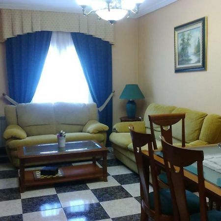Apartamento Turistico Antigua Universidad อัลมาโกร ภายนอก รูปภาพ