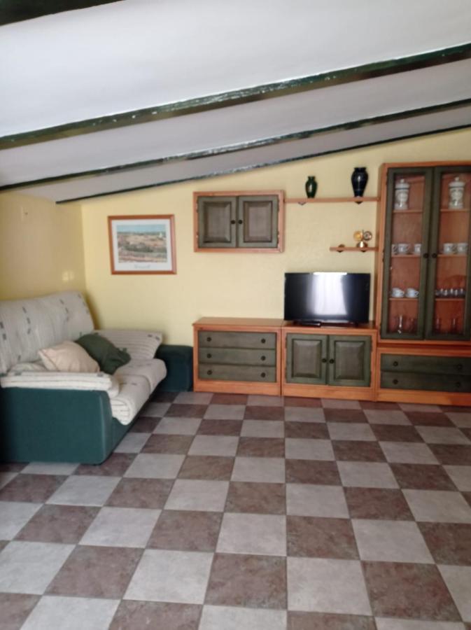 Apartamento Turistico Antigua Universidad อัลมาโกร ภายนอก รูปภาพ